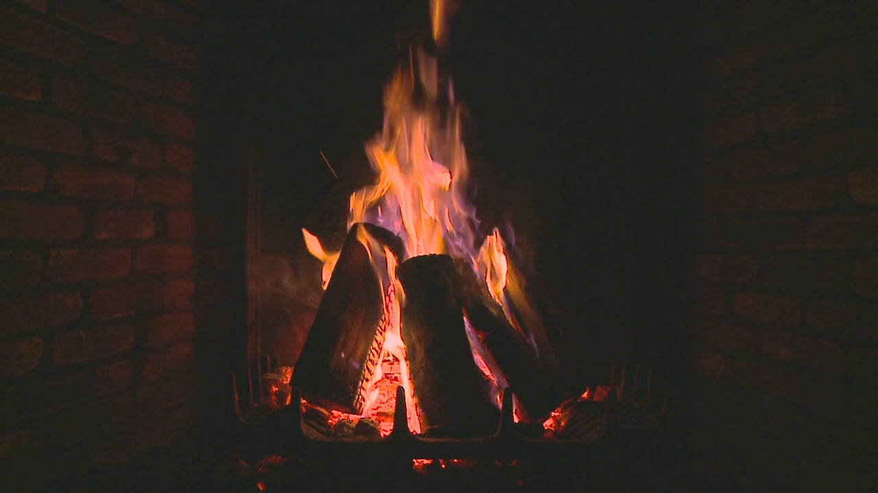 Dark Classic Fireplace with Fire Sounds with Piano Music